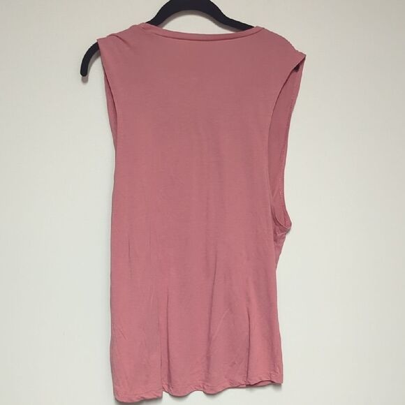 Iowa State University Cyclone Pink Sleeveless Relaxed Muscle Tee - Picture 4 of 4